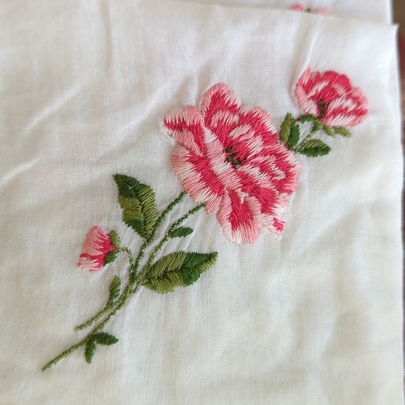 Mid Century Modern Accessories - Pair Of Hankies With Embroidered Roses